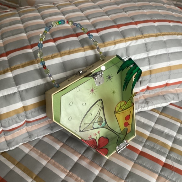 Purse - Picture 3 of 5